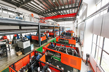 Zhangjiagang Eceng Machinery Co., Ltd. ligne de production en usine