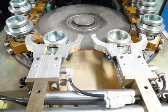 Machine automatique de soufflage de corps creux de cavité du pot 2 d'animal familier avec l'alimentation de main de préformation