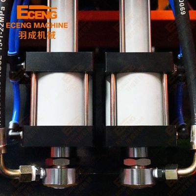 Cavité semi automatique de la machine 2 de soufflage de corps creux de bout droit d'ANIMAL FAMILIER de la bouteille 5000ml de boisson