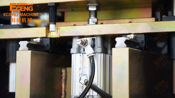 Cavité automatique 5L 48KW de la machine 2 de soufflage de corps creux d'Eceng Q5L2