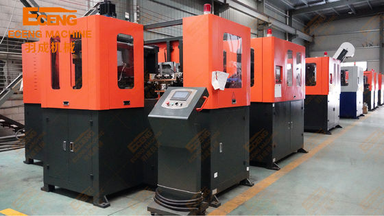 Machine 4cavity de soufflage de corps creux d'animal familier d'étendue d'Eceng Q6000 pour la ligne minérale de bouteille d'eau