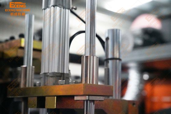 Le pot peut CHOYER la bouche large automatique J4 de 4 cavités de machine de soufflage de corps creux de bouteille