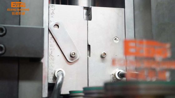J4 4 Cavités machine de moulage par soufflage à étirement augmenter la production de pots alimentaires