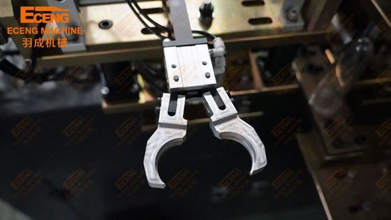 Machine de soufflage de corps creux de bout droit de Q5L1 1Cavity pour la production de bouteille d'huile de 5 litres
