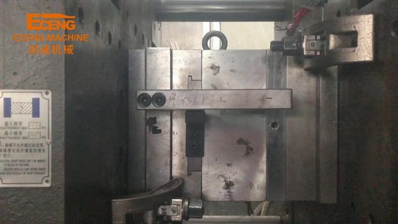 Le corps creux d'injection d'ANIMAL FAMILIER de la bouteille S136 soufflage 1 OIN de GV de la CE de cavité
