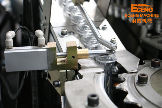 Soufflage de corps creux en plastique de bout droit de machine de bâti de bouteille de l'ANIMAL FAMILIER K6 5.5*1.8*1.9m