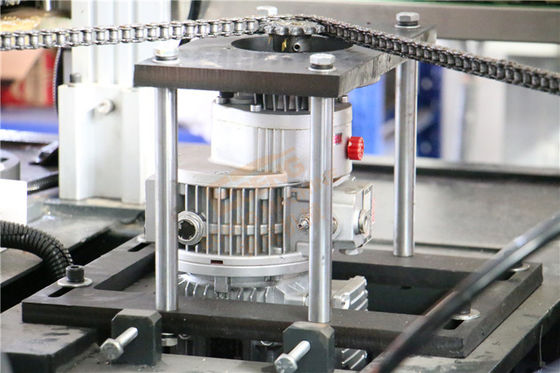 Machine à souffler des bouteilles en PET à 6 cavités de 2000 ml 3 phases 380V