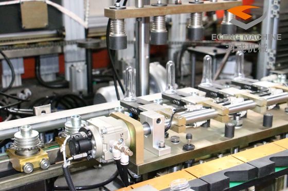 Machine de soufflement de bouteille d'ANIMAL FAMILIER de LDPE