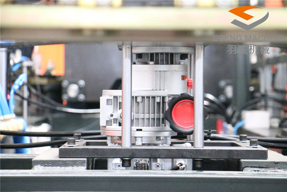 Bouteille en plastique de soufflement de machine de bout droit d'ANIMAL FAMILIER de HDPE de LDPE moulant 8000PCS/HR