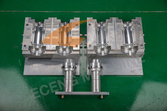Le PLC a commandé la machine de soufflement 2.25*1.6*1.7m de bouteille complètement automatique d'ANIMAL FAMILIER