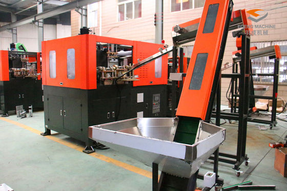 contrôle en plastique de PLC de Mitsubishi de machine de soufflage de corps creux de bouteille de l'ANIMAL FAMILIER 250ml