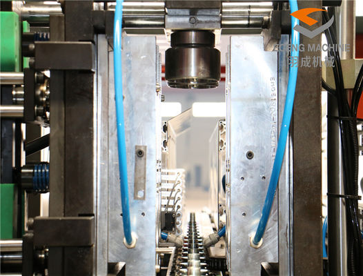 Équipement industriel en plastique de soufflement de bouteille de la machine 3500bpn de bouteille de l'ANIMAL FAMILIER 50KW