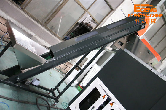 soufflage de corps creux en plastique d'ANIMAL FAMILIER de la machine de bâti de la bouteille 2L 12000BPH 380V 50HZ